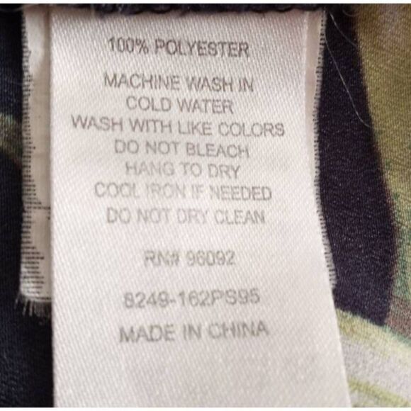 CAROLINA BELLE BLACK AND PURPLE IRIS PRINT BLOUSE SZ.S EUC. - Picture 5 of 5